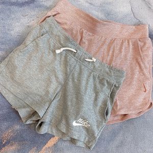 Nike yoga Women's Shorts 2 pack